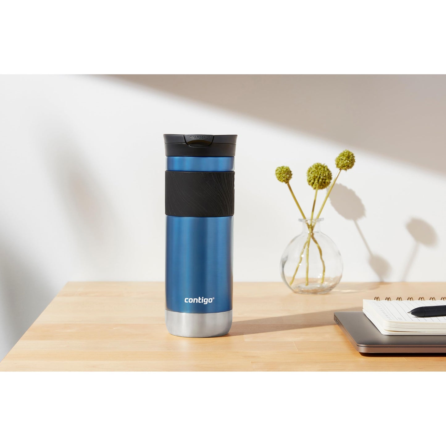 Contigo SNAPSEAL - Taza de viaje de acero inoxidable aislada con agarre, 591 ml, color azul maíz transparente satinado y baya de medianoche