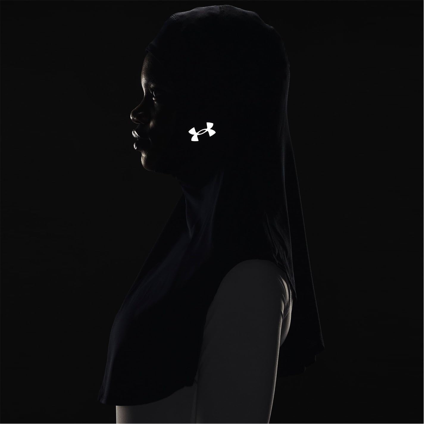 Under Armour Extended Hijab Damen Schwarz M/L
