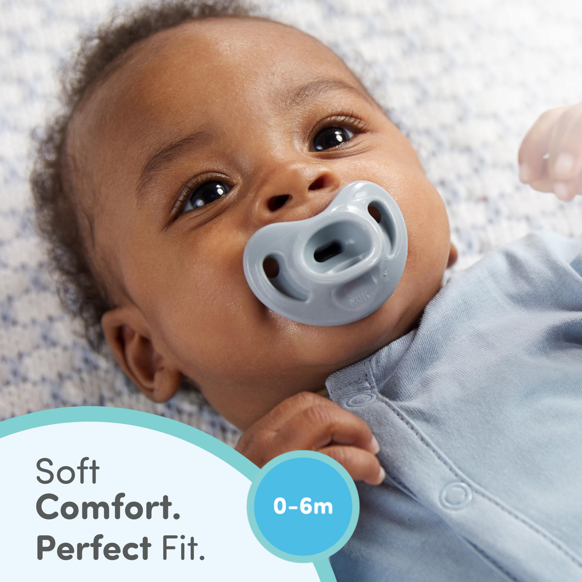 NUK Chupete Timeless Comfy | 100 % silicona, diseño de una sola pieza, sin BPA, suave para la piel del bebé, paquete de 5, para 0-6 meses