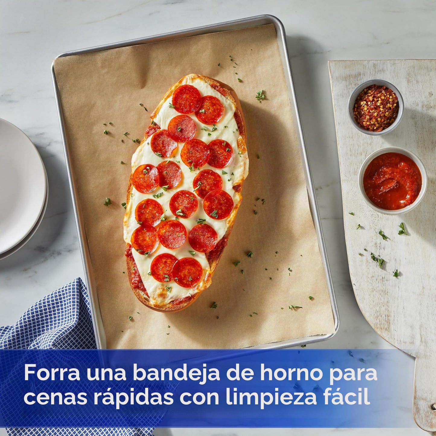 Reynolds Kitchens Papel de pergamino sin blanquear | Papel para hornear compostable | Paquete de 1 rollo, 304 mm x 13,7 m