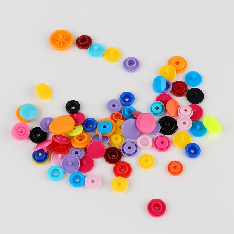 2025 Custom 13mm Color Resin Snap Buttons Colorful Plastic POM for Clothes Customizable Colorful Plastic POM Snap Buttons