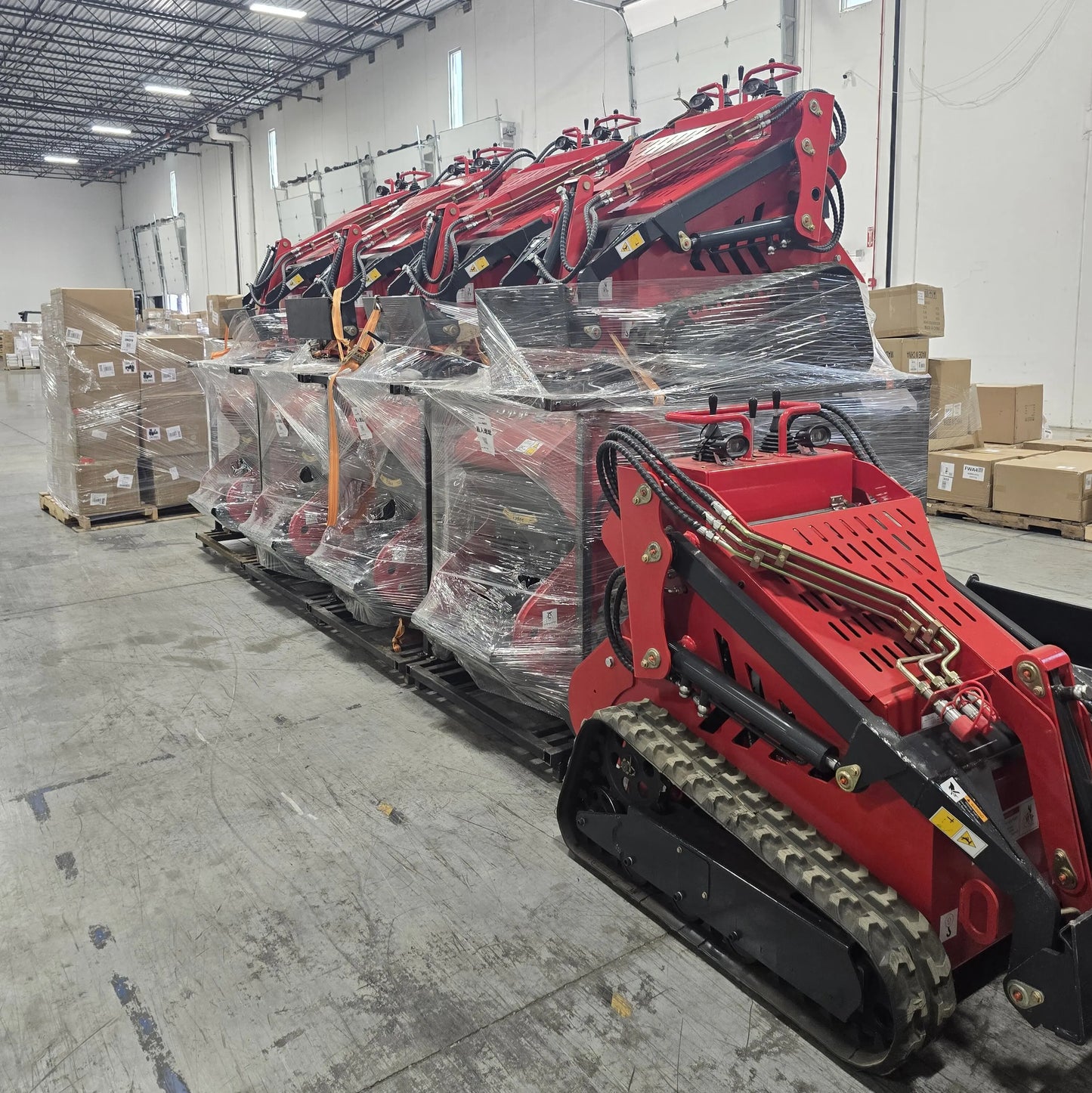 Chicago Spot Skid Steer Loader Mini Fast Delivery Ready to Ship Tracked Loader in Stock in the USA