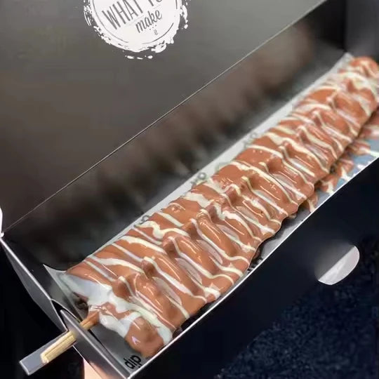 Eco-Friendly Wholesale Paper Packaging Tray for Pastry Cake Bakery Hot Dog Waffle Stick for Cookies Catering Lunch Matt