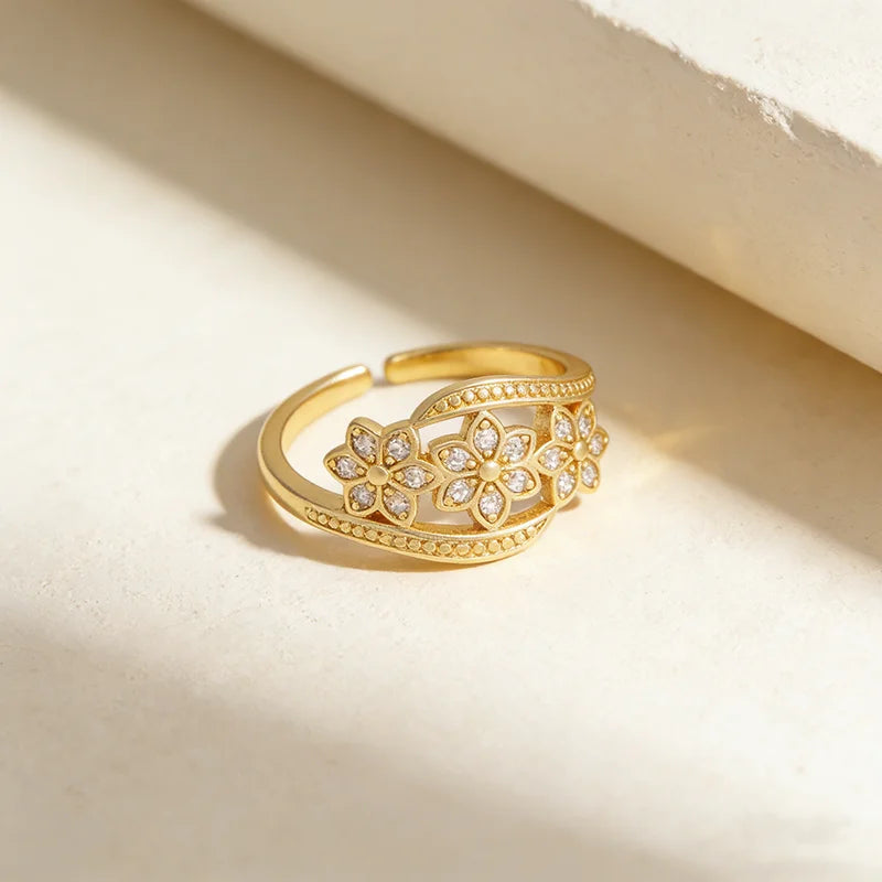 QIKU Flower Shape Rhinestone Adjustable Opening Ring Women Gold Color Copper Zircon Engagement Jewelry Accessories Wedding Gi