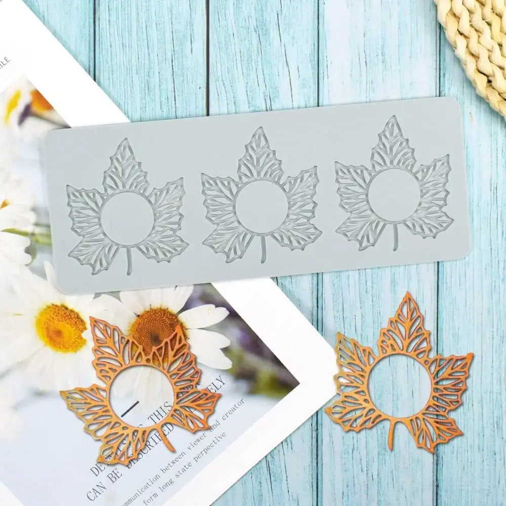 OEM Hollow Maple Leaf Shape Silicone Mold Baking Caramel Cake Decoration Tool Fondant Sugar Craft lm Pression Candy Stencil