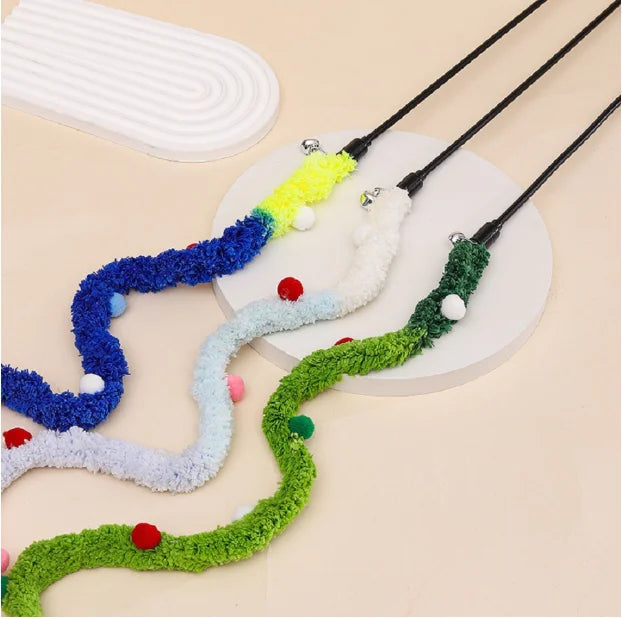 Cat Teaser Stick Coarse Wool  Classic and Sustainable Interactive Cat Toy Simple and Lifelike Style Made From Wood