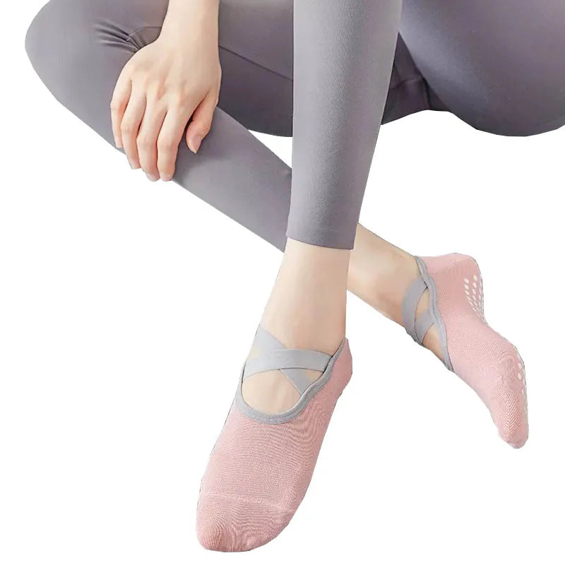 Free Packing Wholesale Anti slip Grip Socks Women Yoga Socks Pilates Socks Custom logo