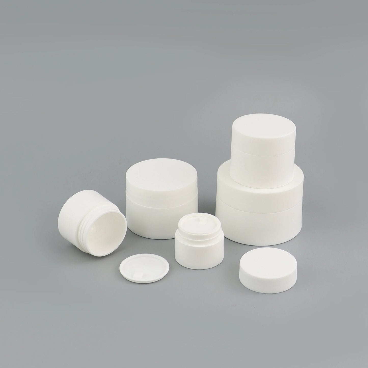 Wholesale Round Empty Plastic PP Matte White Facial Cream Jars Skin Care Packaging Cosmetics Jar 5g 10g 20g 30g 50g