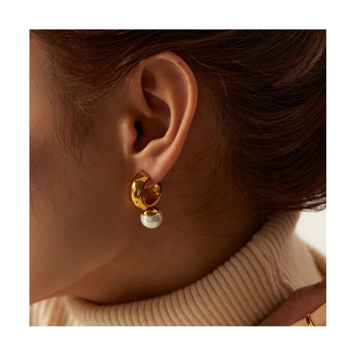 ERESI Fashion Earrings Jewelry Waterproof 18 K Gold Stainless Steel French Smooth Retro C Shape Natural White Pearl Earring