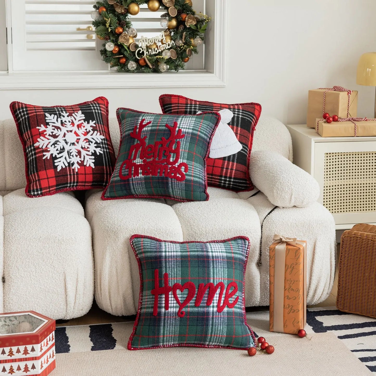 Amity European and American Ins Christmas Embroidered Headrest Cushion Sofa Pillow Case Custom Cushion Covers