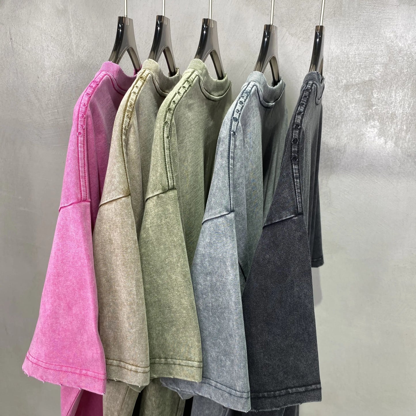 2024 Vintage Men's Short Sleeve T-Shirt 275 GSM 100% Cotton Acid Wash Heavy Weight Edging Solid Pattern Knitted Blank Design