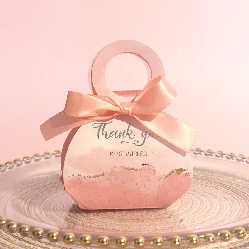 Yiwu Cheap Wholesale Paper Material Wedding Souvenirs Empty Pillow Shaped Favors Thank You Pink Wedding Party Box for Door Gi