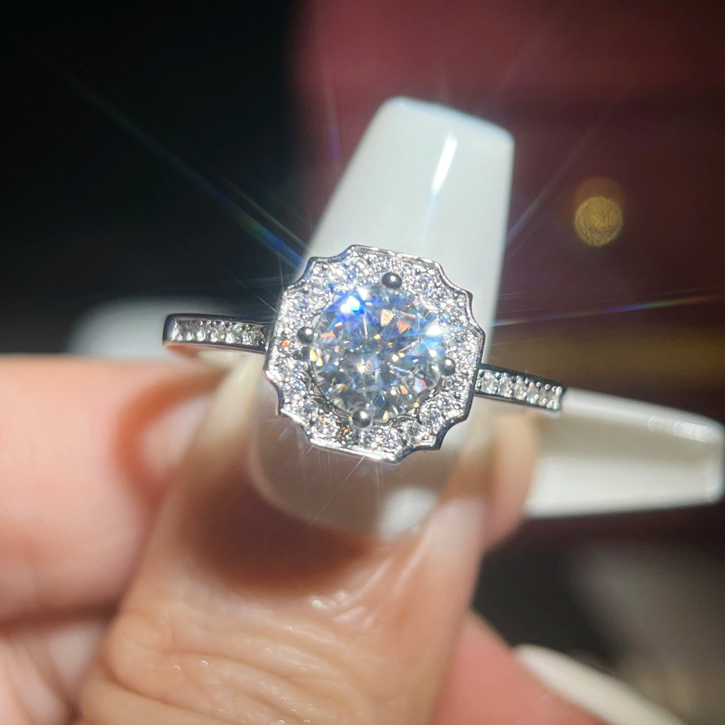 Classic Wedding Diamond Moissnite Rings for Women VVS D Color 6.5mm Solitaire 1ct Round Cut S925 Sterling Silver Engagement R