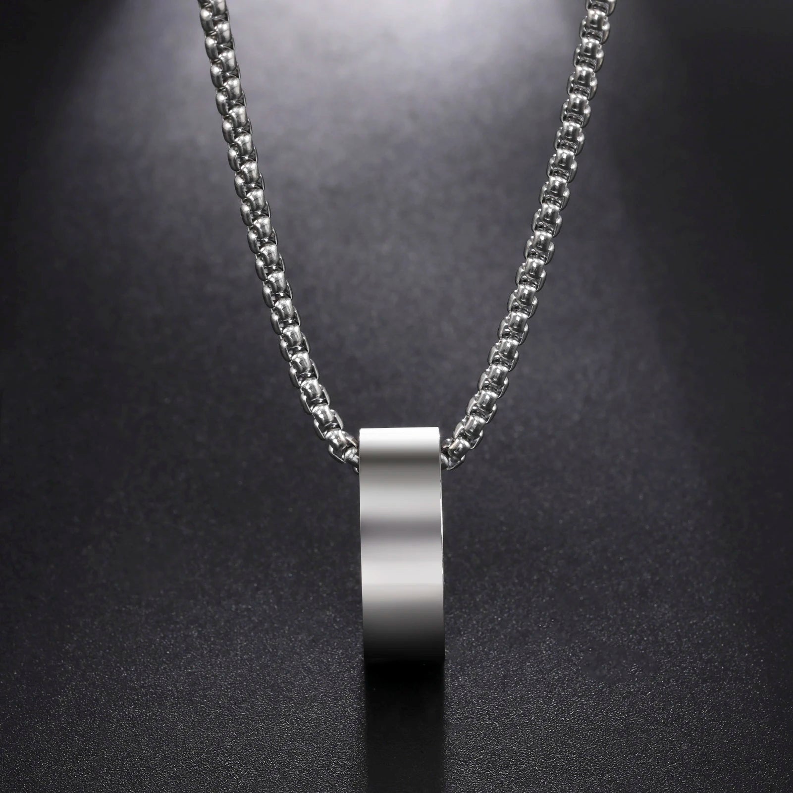 Wide Circle Pendant Necklace for Men Stainless Steel Box Chain Simple Style Fashion Festival Engagement Jewelry Gift New