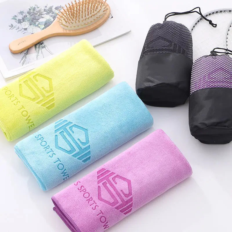 Light Weight Sweat Absorbing Quick-Drying Custom Logo Towels Yoga Gym Fitness Running Microfiber Sport Towel