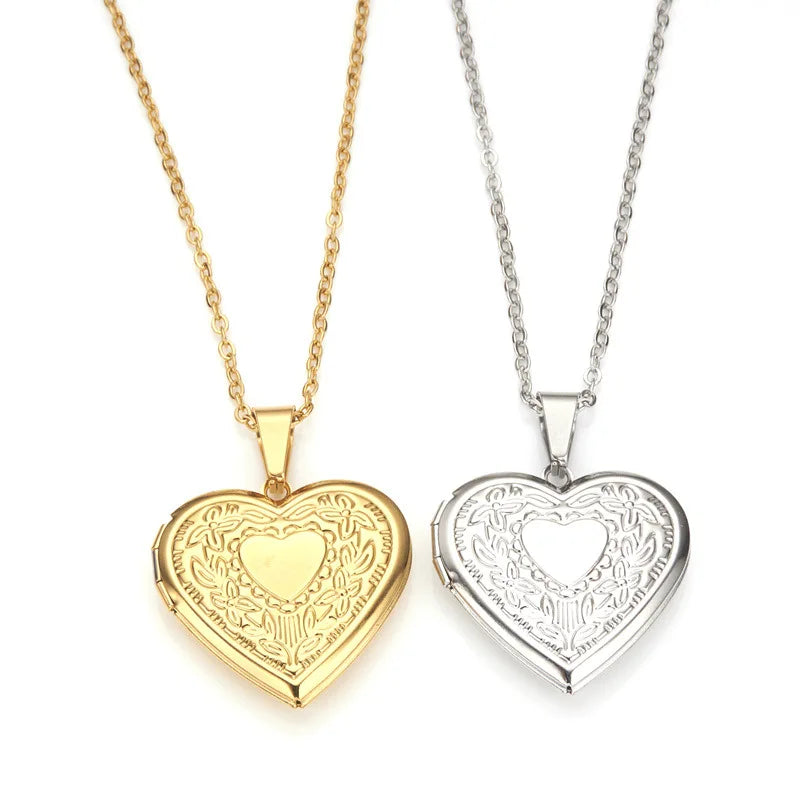 Stainless Steel Photo Album Necklace for Men Women Flower Pattern Heart Can Open Heart-Shaped Photo Frame Photo Box Necklace