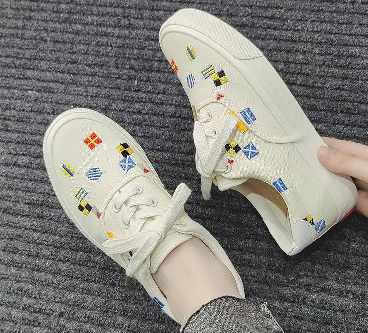 Wholesale Custom Embroidered Shoes OEM Summer Lace up Skateboard Shoes Breathable Rubber Canvas Shoe