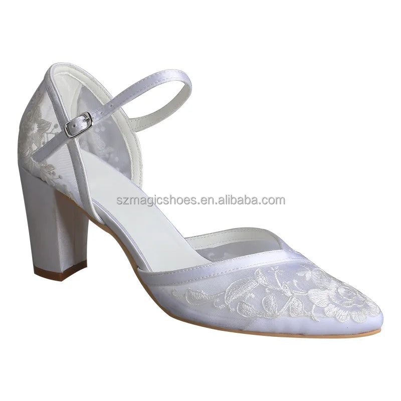 Customized Embroidery White Wedding Shoes for Ladies Block Heel