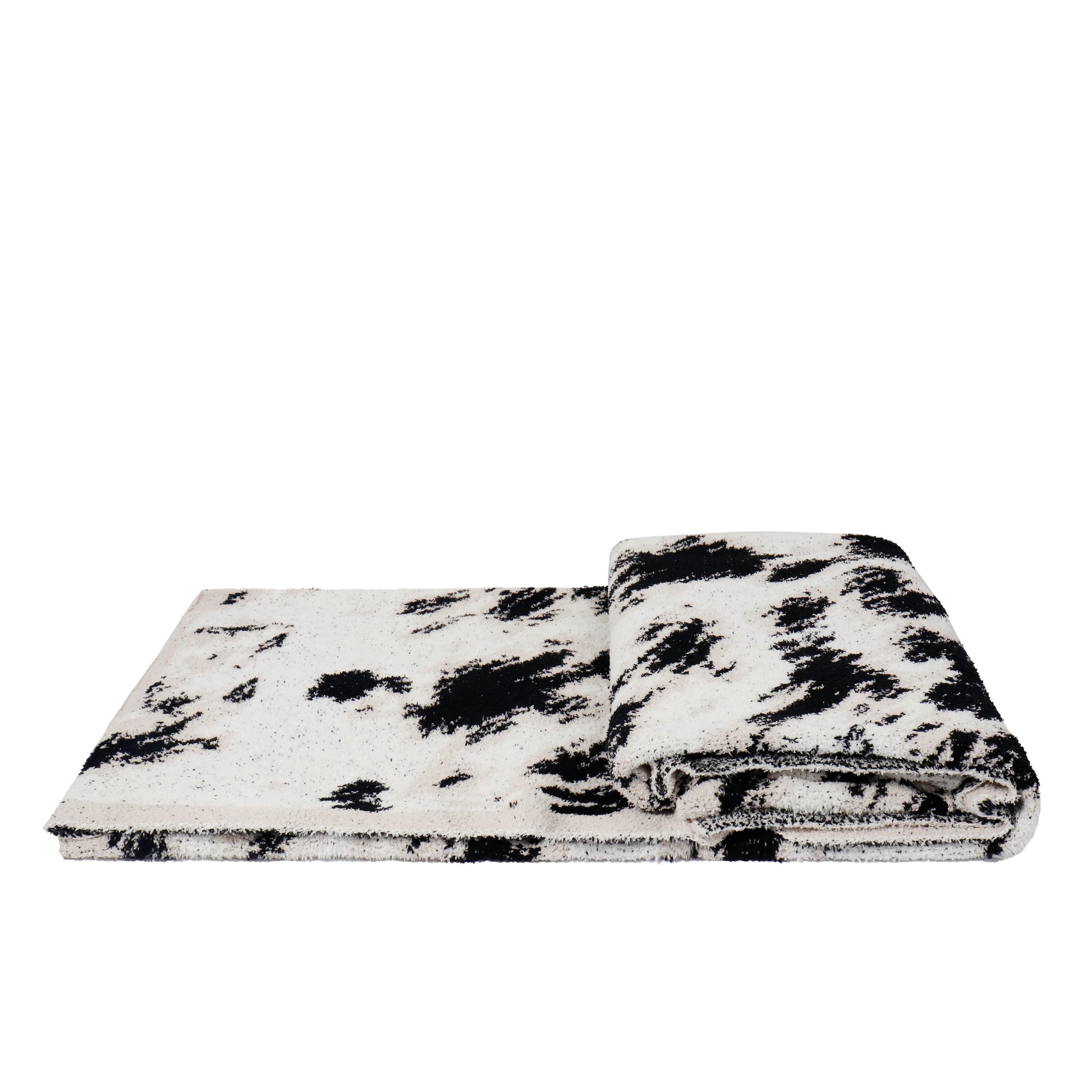 Tiff Home Custom Organic 130*200cm Throw Blankets 100% Polyester Black and White Pattern Wholesale for Home Decor