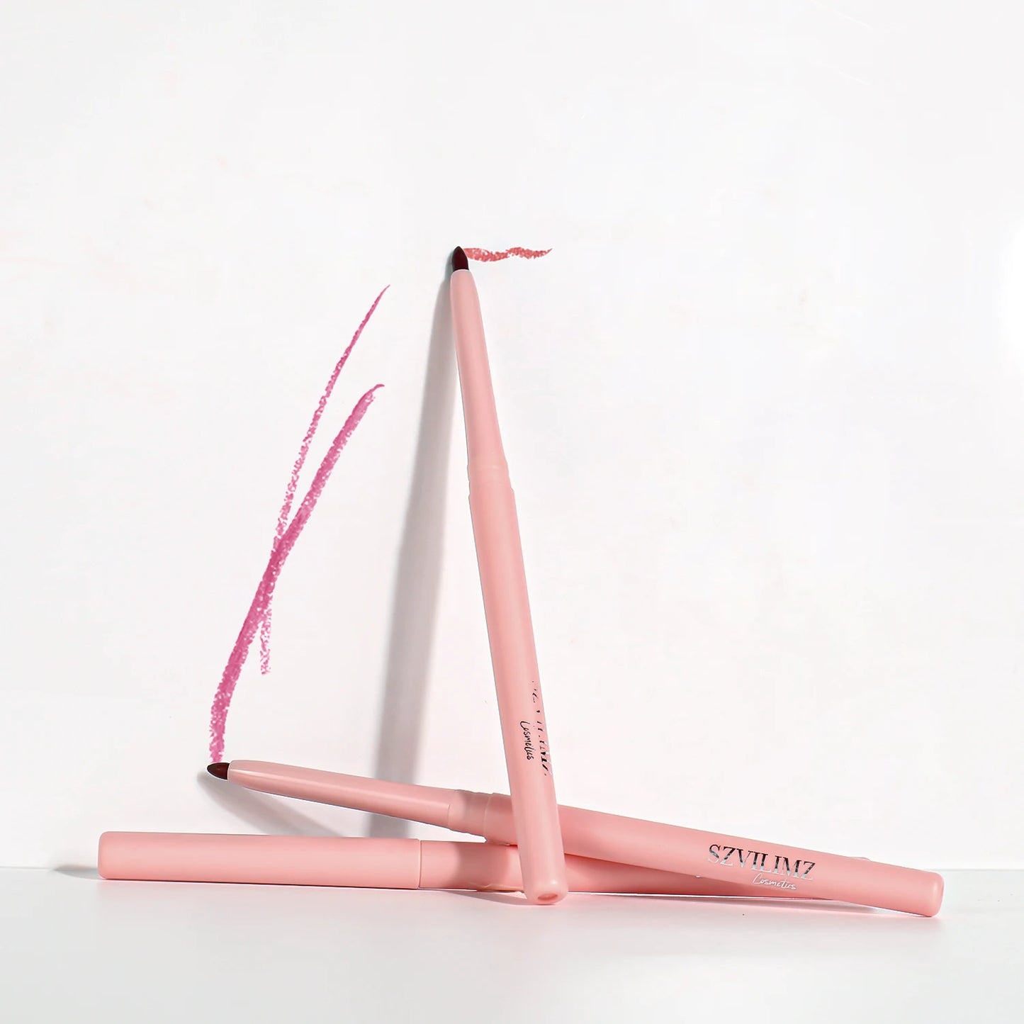 Factory Price Long Lasting Lip Liner Custom Logo Creamy Lip Liner Wholesale Bulk