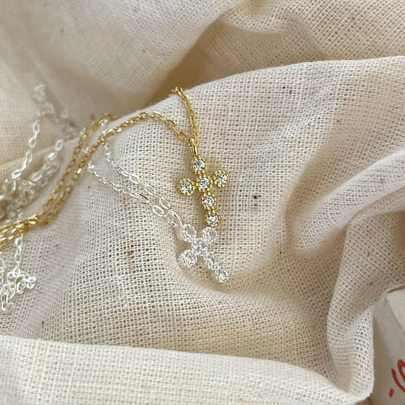 Factory Wholesale 925 Sterling Silver CZ Zircon Cross Shape Pendant Necklace for Women Wedding Jewelry