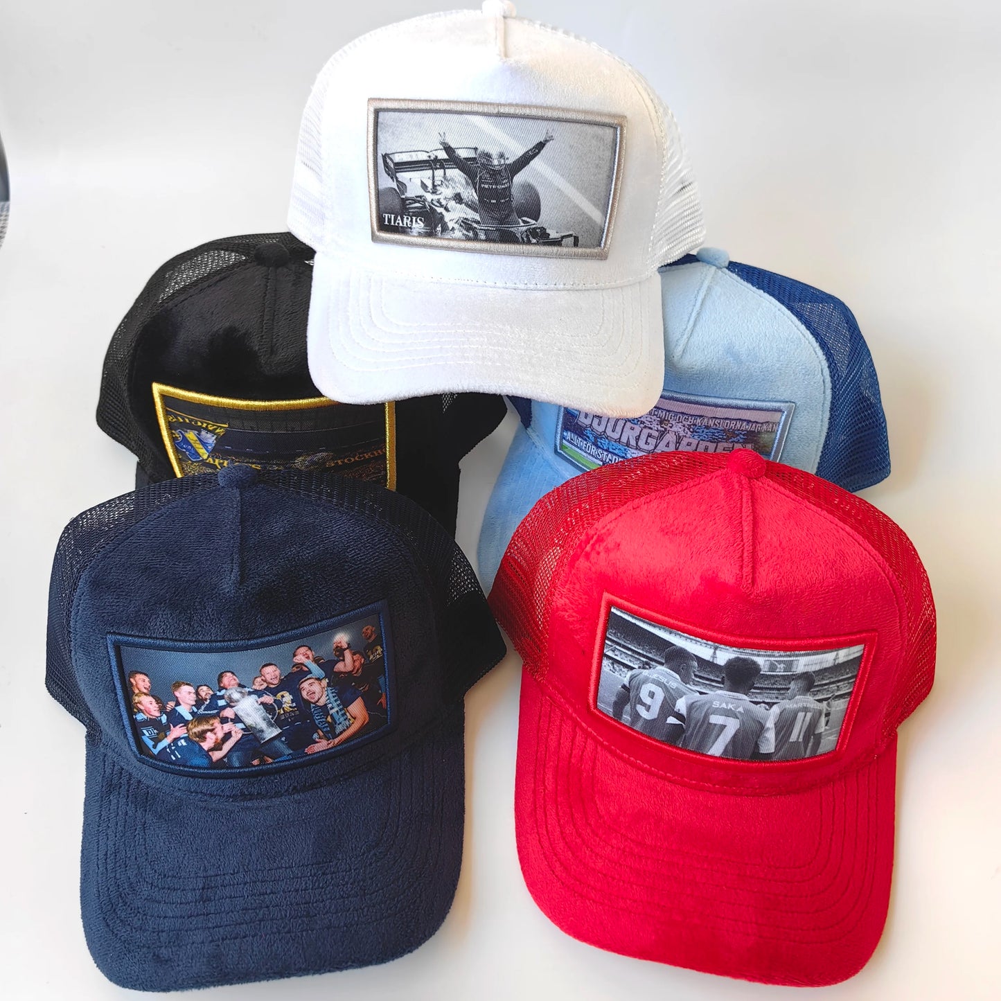 Unisex Velvet Breathable Waterproof Outdoor Trucker Hat with Puff Printing 5 Panel Design Custom 3D Embroidery Patch Logo