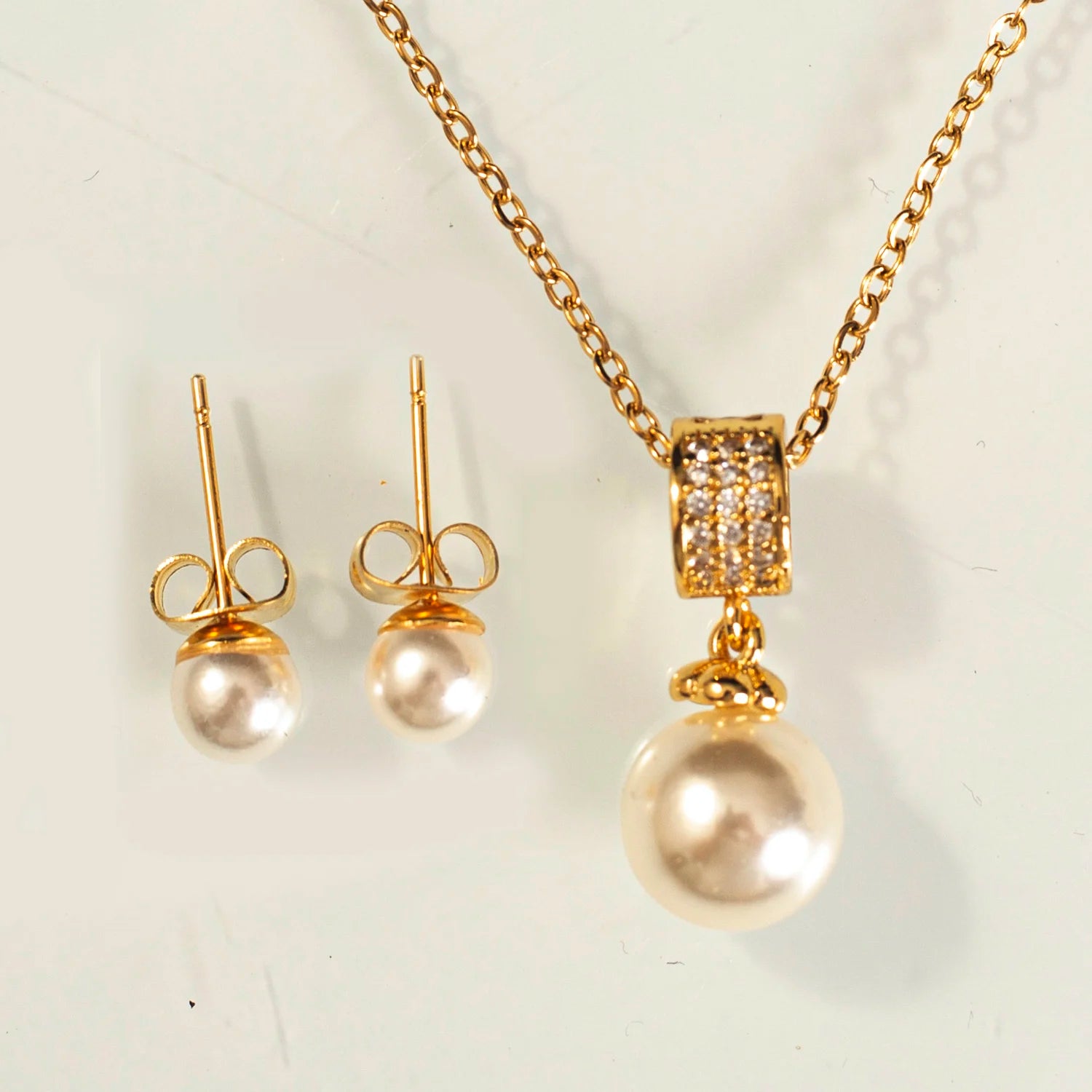 Crystal Round White Simulated Shell Pearl Pendant Stainless Steel Necklace Pearl Stud Earrings Set Gold Plated Jewelry for Wo