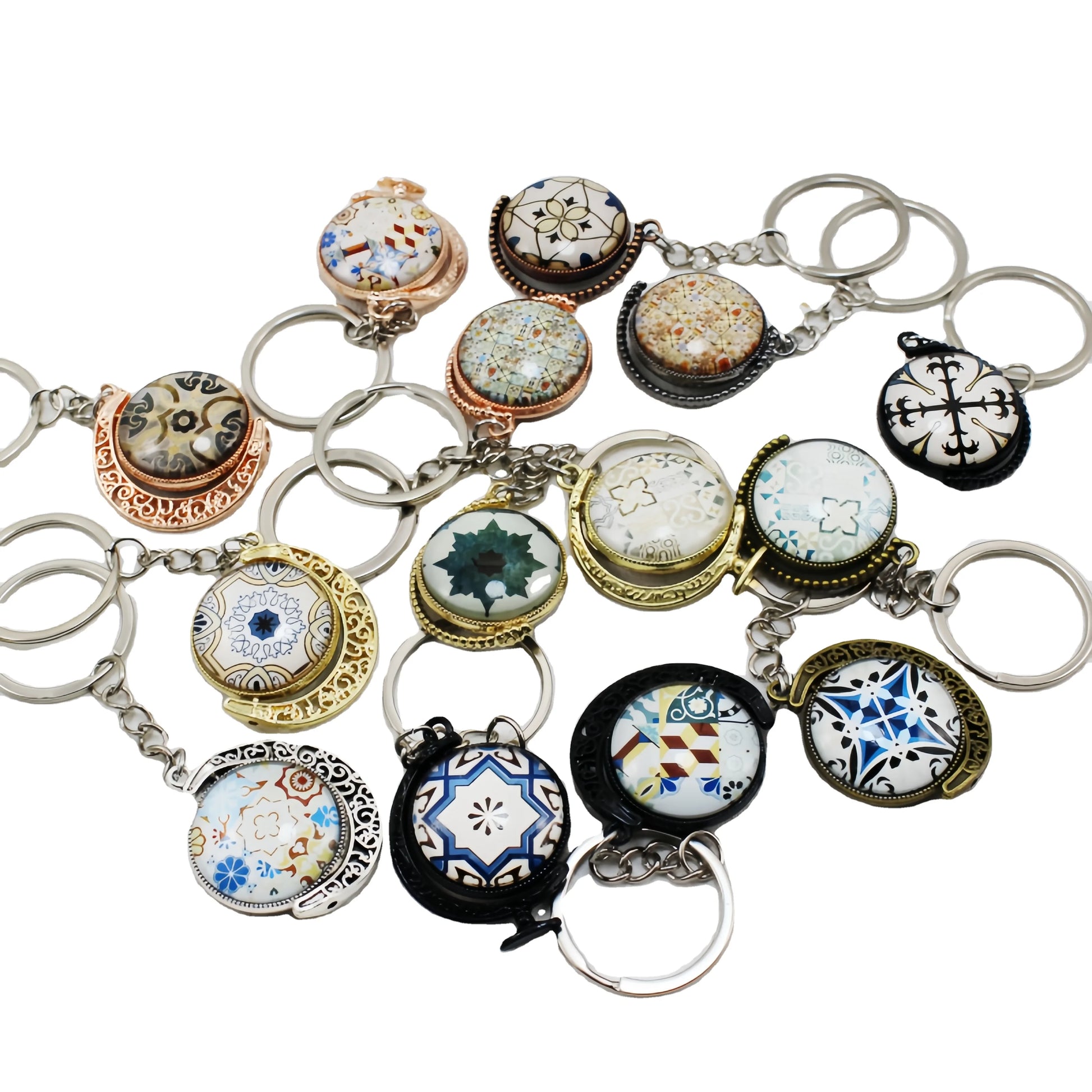 2025 New Free Design Round 3d Metal Turn Keychain Bag Car Logo Stamping Custom Spinning Souvenir Keychain Rotating Key Ring