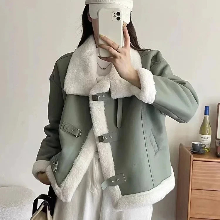 2024 New Women's High-End Small Fragrance Style Baseball Uniform Thickened Lamb Wool Coat for Autumn Winter Vintage Decoratio