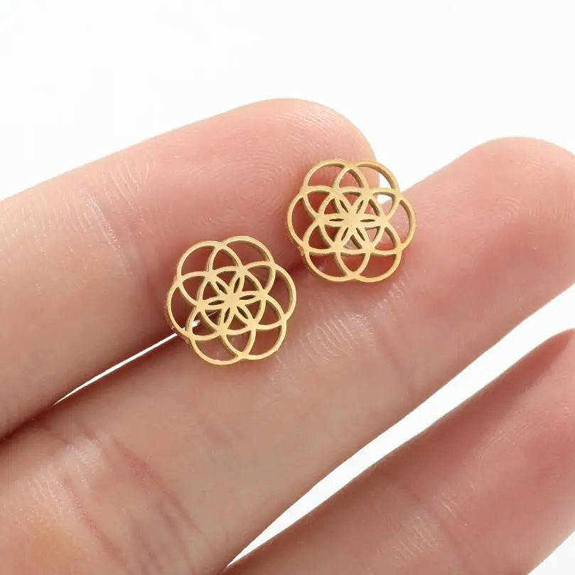 Minimalist Daily Dating Cute Sweet Earrings Jewelry Original Design Round Stainless Steel Hollow Flower Stud Earrings Women
