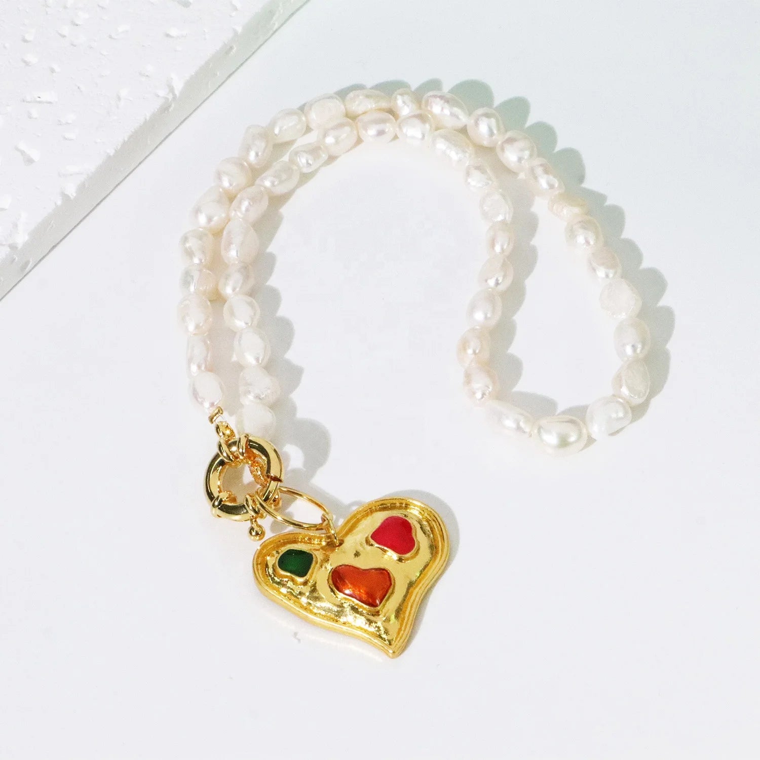 Handmade Vintage Freshwater Pearl Pearl Beaded Big Gold Heart Necklace Jewelry for Women