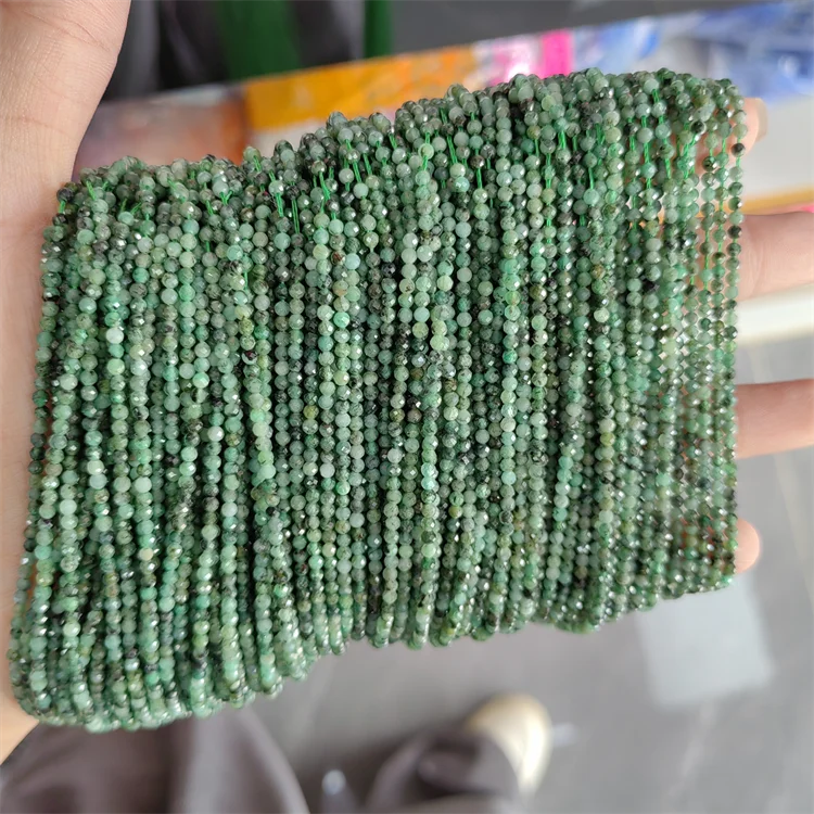 Beautiful Natural Emerald 2 mm Micro Cut Beads Fine Emerald Shaded Faceted Rondelle Gemstone Beads Jewelry Making