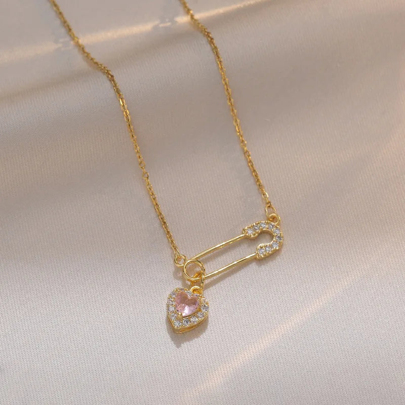 Fashion Necklace Zircon Pin Peach Heart Niche Set Pendant Titanium Steel Clavicle Chain