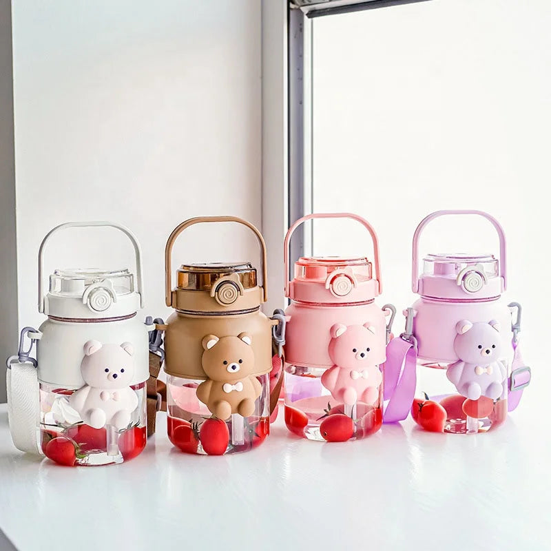 Wholesale 1L 1000ml Big Capacity Straw Bear Shape Plastic Water Bottle Cute and Cartoon Straw Kid Water Bottle
