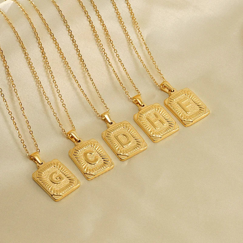 Women's 18K Gold-Plated Initial Necklace with Stainless Steel Letter Pendant Aesthetic Fashion Choker Cute Chains Gift