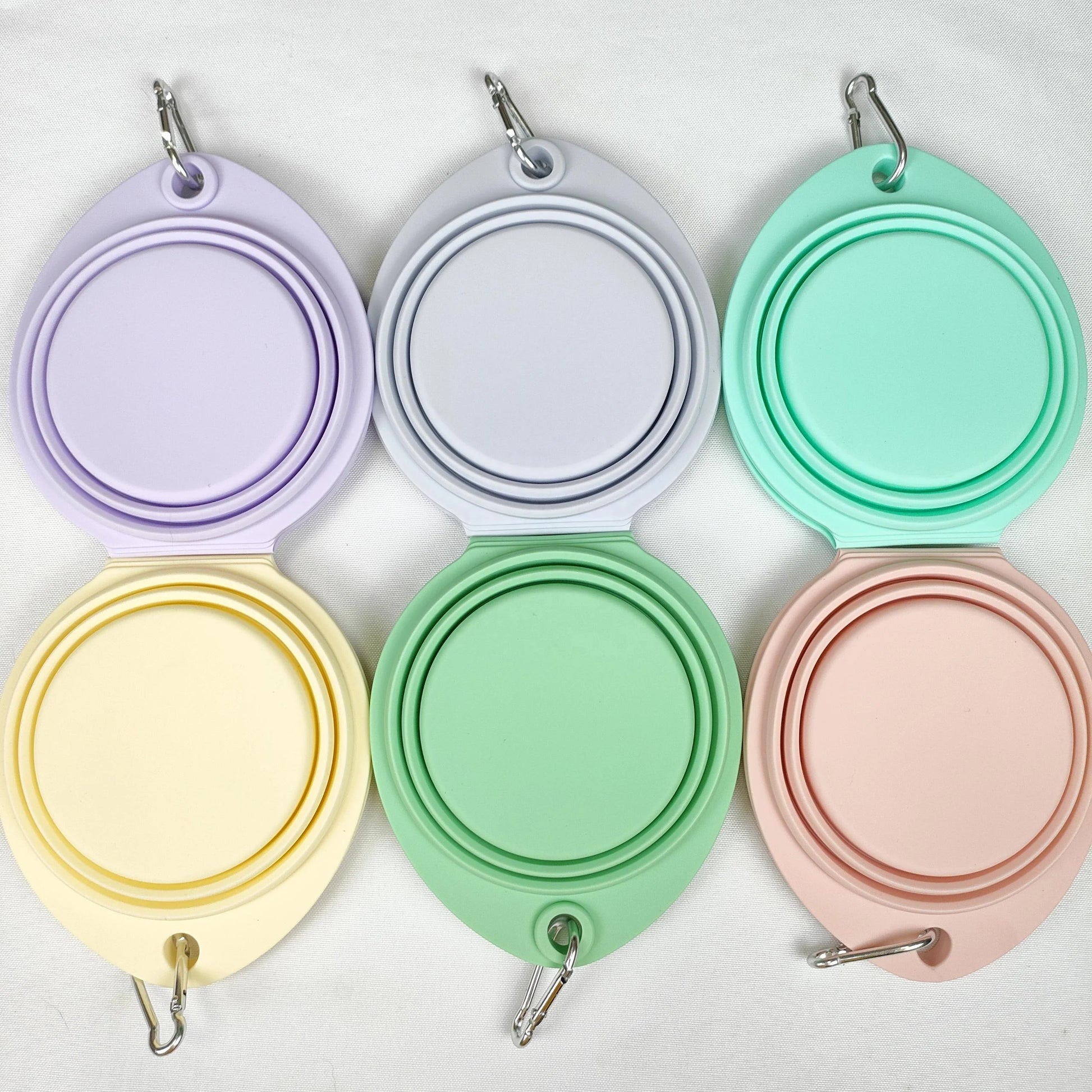 Kadandi Wholesale Pet Supplier Luxury 2 in 1 Dog Water Food Bowl Travel Portable Collapsible Silicone Dog Bowl