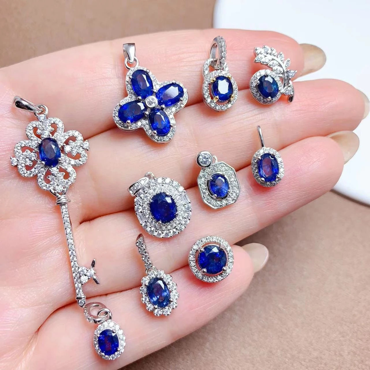 Hot Popular 925 Sterling Silver Natural Sapphire Four Leaf Clover Star CZ Women Pendant Necklace Rhodium & Gold Plated for Gi