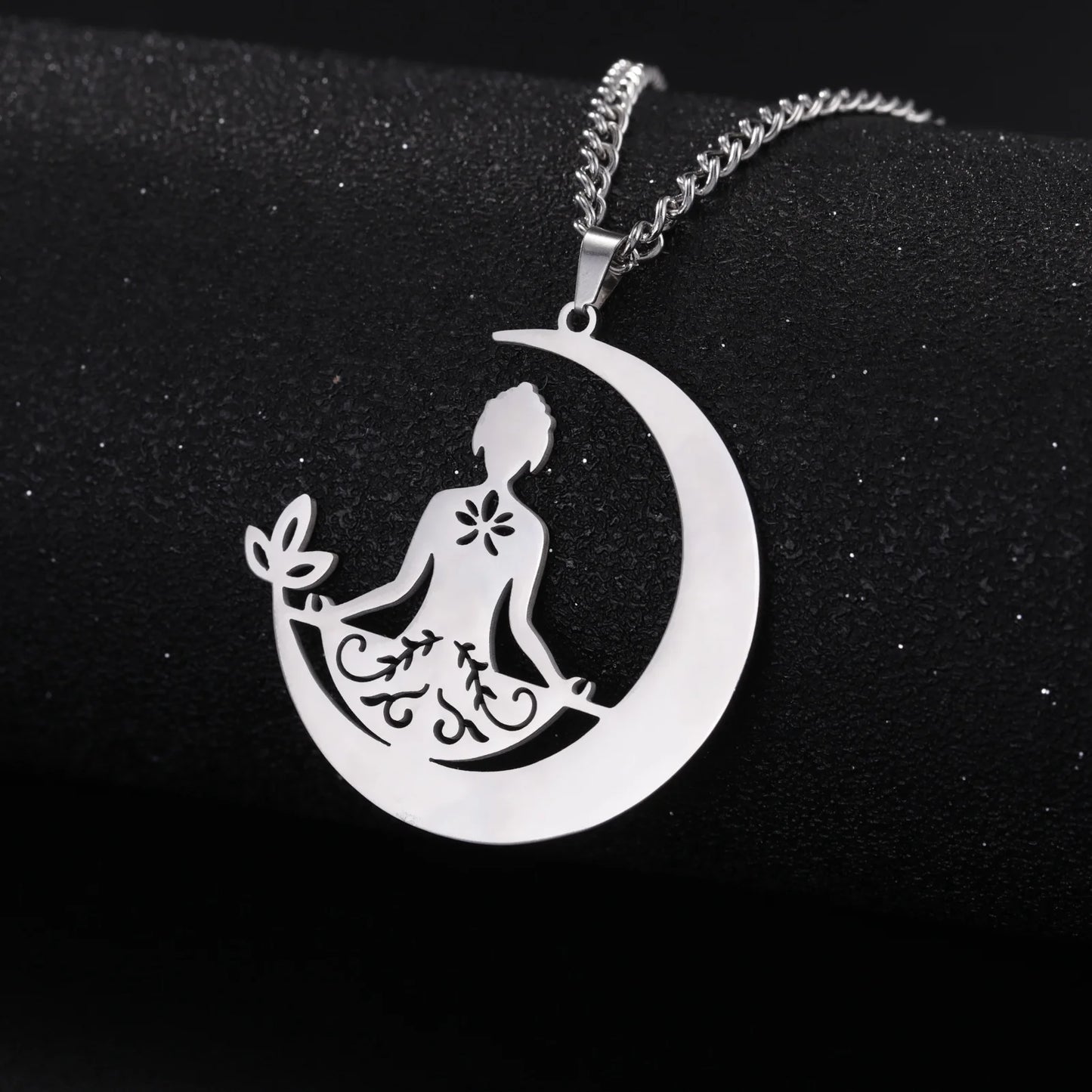 Indian Buddha Yoga Meditation Pendant Necklace Stainless Steel Vintage Lotus Flower Buddhism Necklaces Amulet Jewelry
