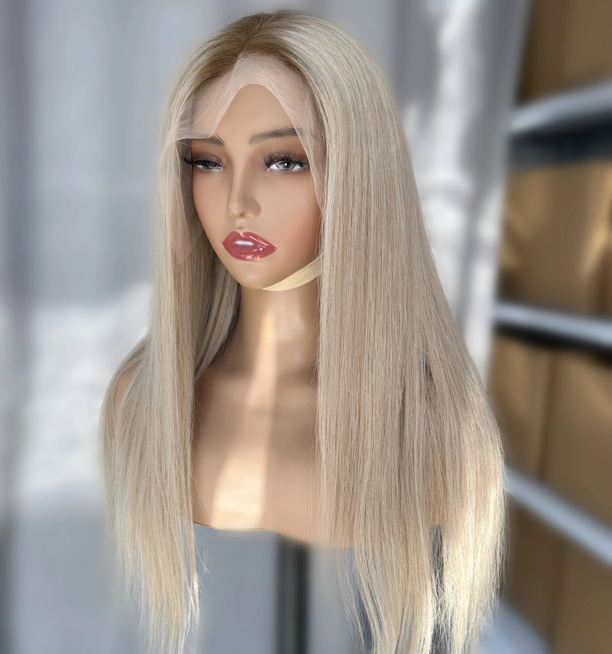 European Human Hair Wig Lace Front Wig Cuticle Aligned Highlights Blonde Color Natural Hairline Lace Front Wigs for White Wom