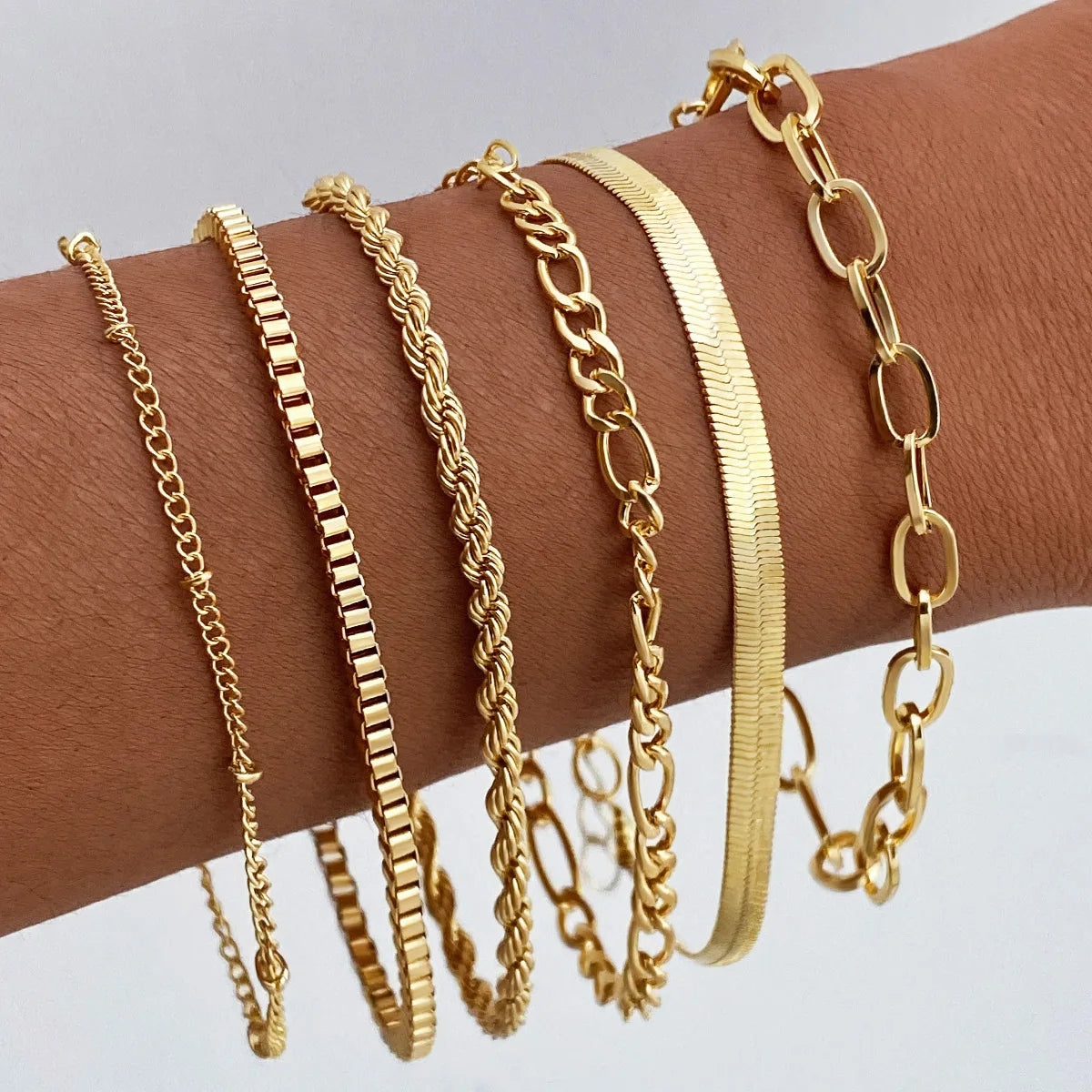Minimalist Dainty Women Jewelry Multi Layer Gold Plated  Metal Bracelets Set Herringbone Bracelet Femme Paperclip Rope Box Ch