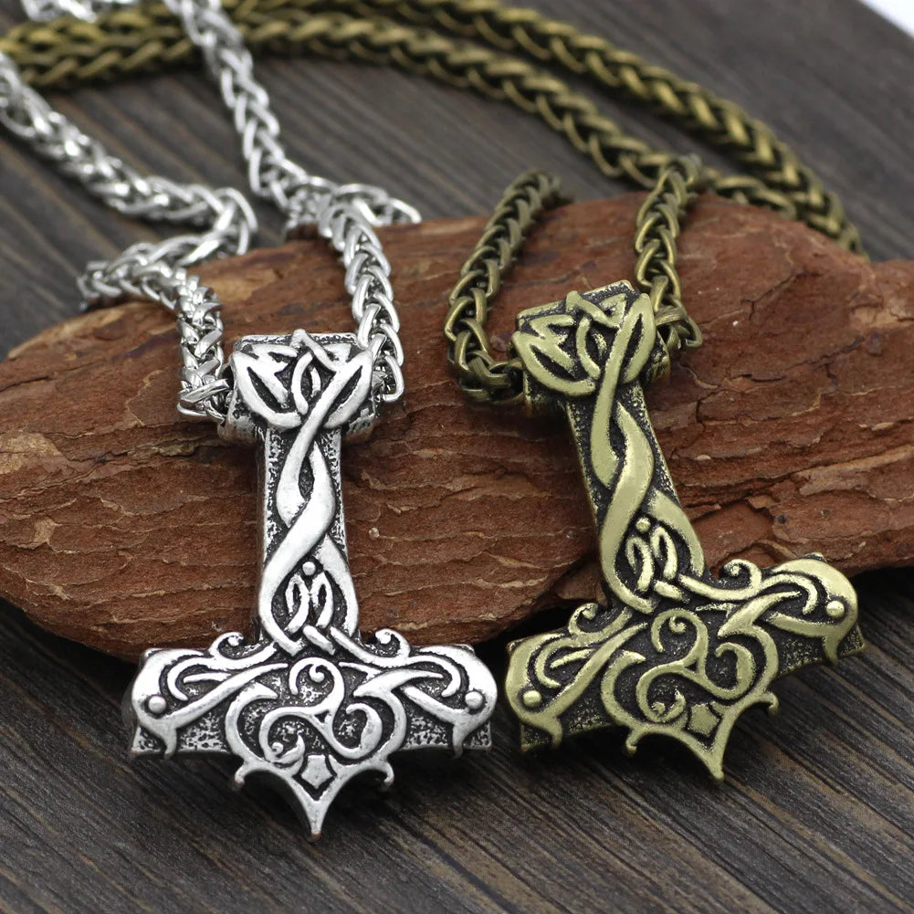 Hot Selling Nordic Viking Necklace Jewelry Domineering Engraved Totem Thor Hammer Pendant Necklaces for Men