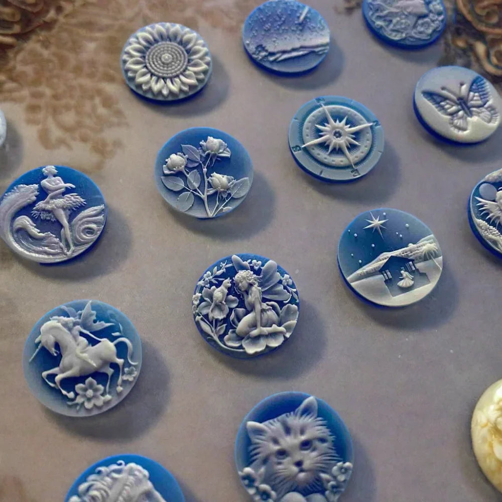 Victorian Vintage Carved Stone Round  Cabochon Animal Flower Portrait for Brooches Pendant Rings Crown Making