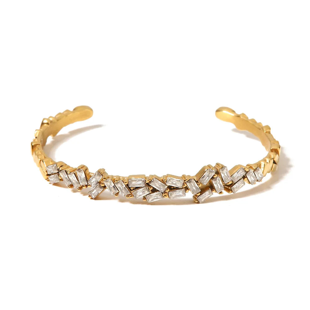 Wholesale 18K Gold Plated Square Zircon Dainty Stainless Steel Bracelet for Ladies New Trendy Irregular Fashion Bangle