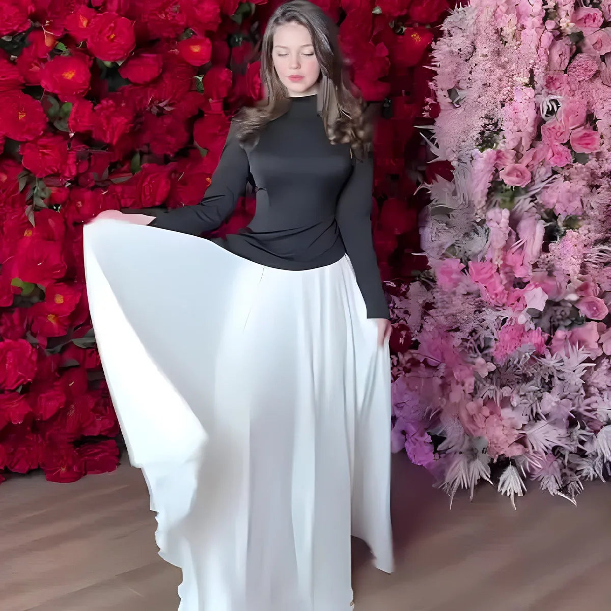 Boutique Wholesale 2026 Autumn New Black and White Splicing Temperament Pleated Waist Slimming Large Hem Women's Dresses