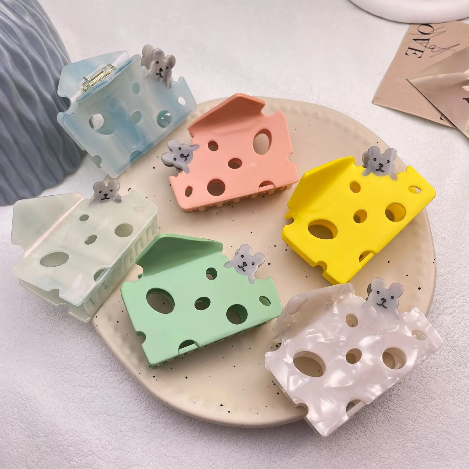 Yi YHJ Customize Hair Accessories Skeleton Cheese Cartoon Dopamine Color Acetate Claw Clips Hair Claw for Woman Wholesale