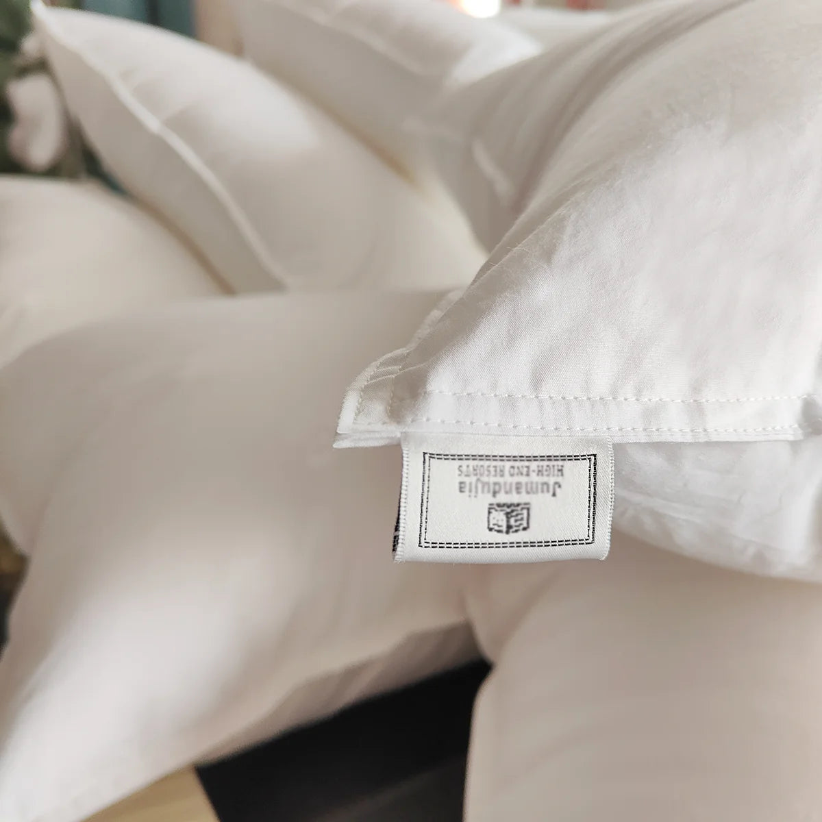 100%cotton Premium Comfortable Hotel Linen Customized logo Luxury Hotel Collection Goose Down Bed Pillow