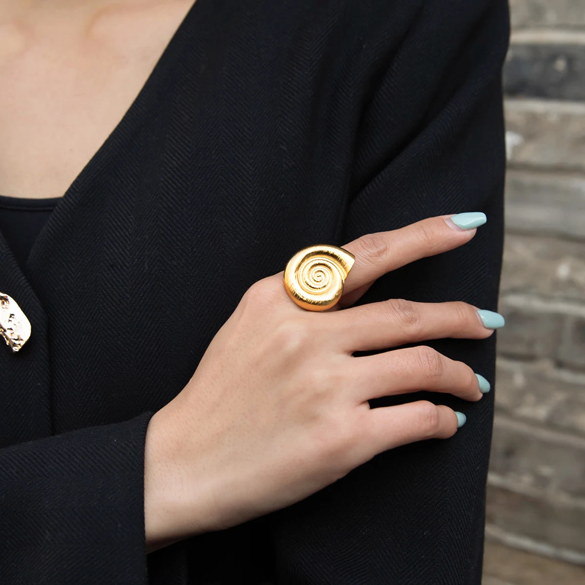 J&D Jewelry Summer 18K PVD Gold Plated Ocean Conch  Ring Swirl Stainless Steel Sea Snail Opening Ring