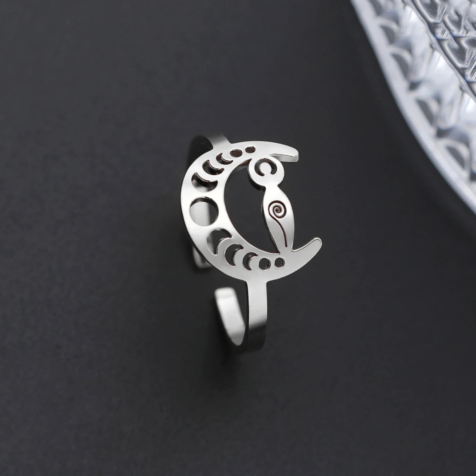 Moon Phase Ring Stainless Steel Hollow Crescent Wiccan Spiral Moon Finger Ring Women Mythology Pagan Amulet Jewelry Gifts