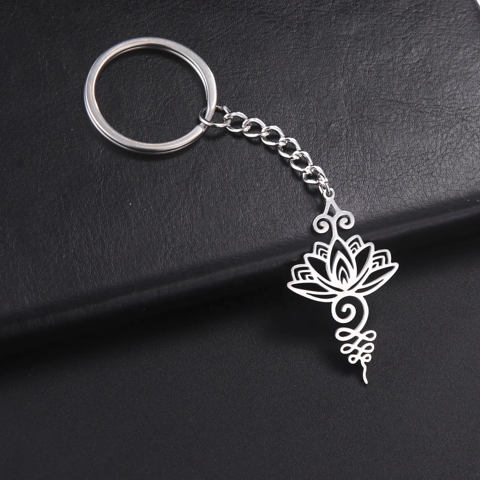 Lotus Pendant Keychain Flower Pendant Key Ring Car Key Chain Stainless Steel Pendant for Women Men