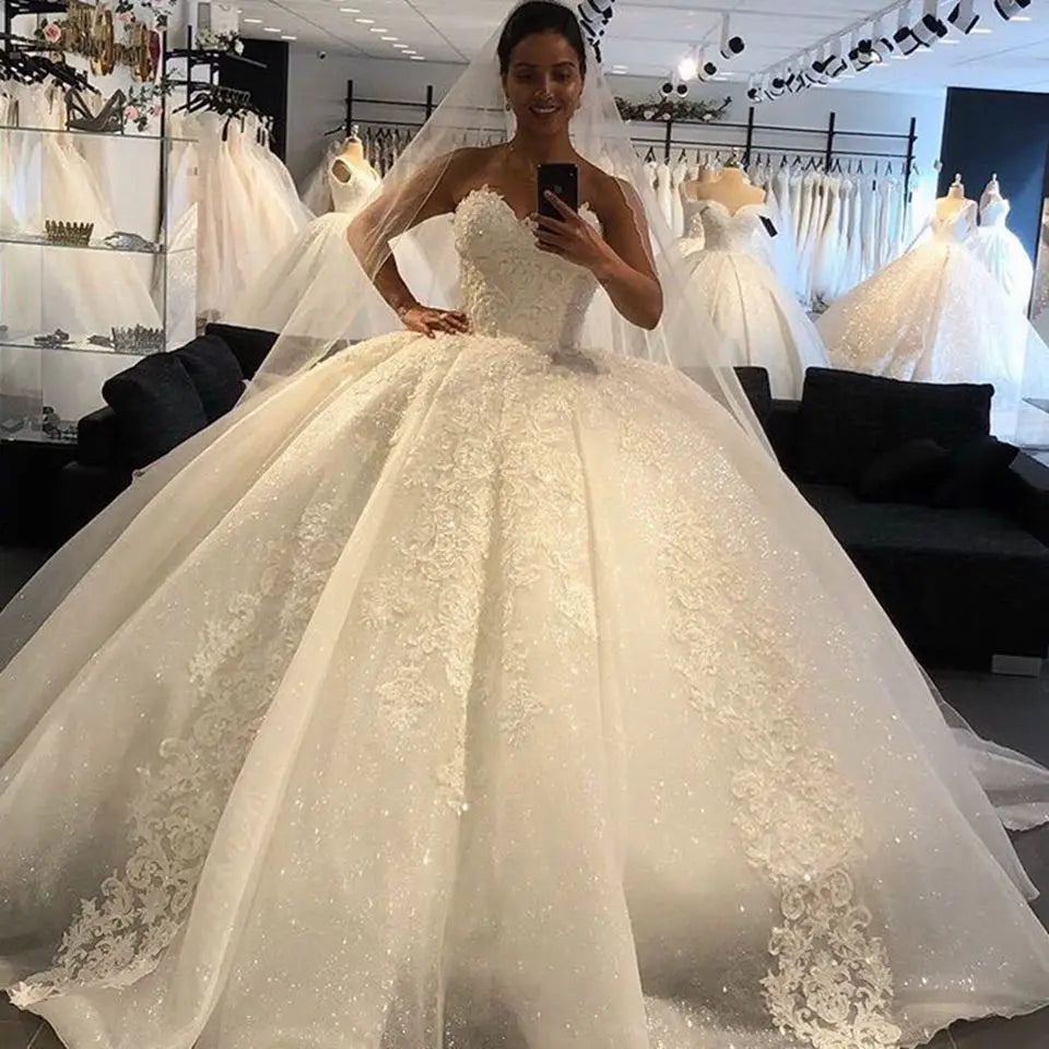 Tulle Lace Appliques Off the Shoulder Bridal Gown Sparkling Princess Elegant Sweetheart Beading Ball Gown Wedding Dresses MW9